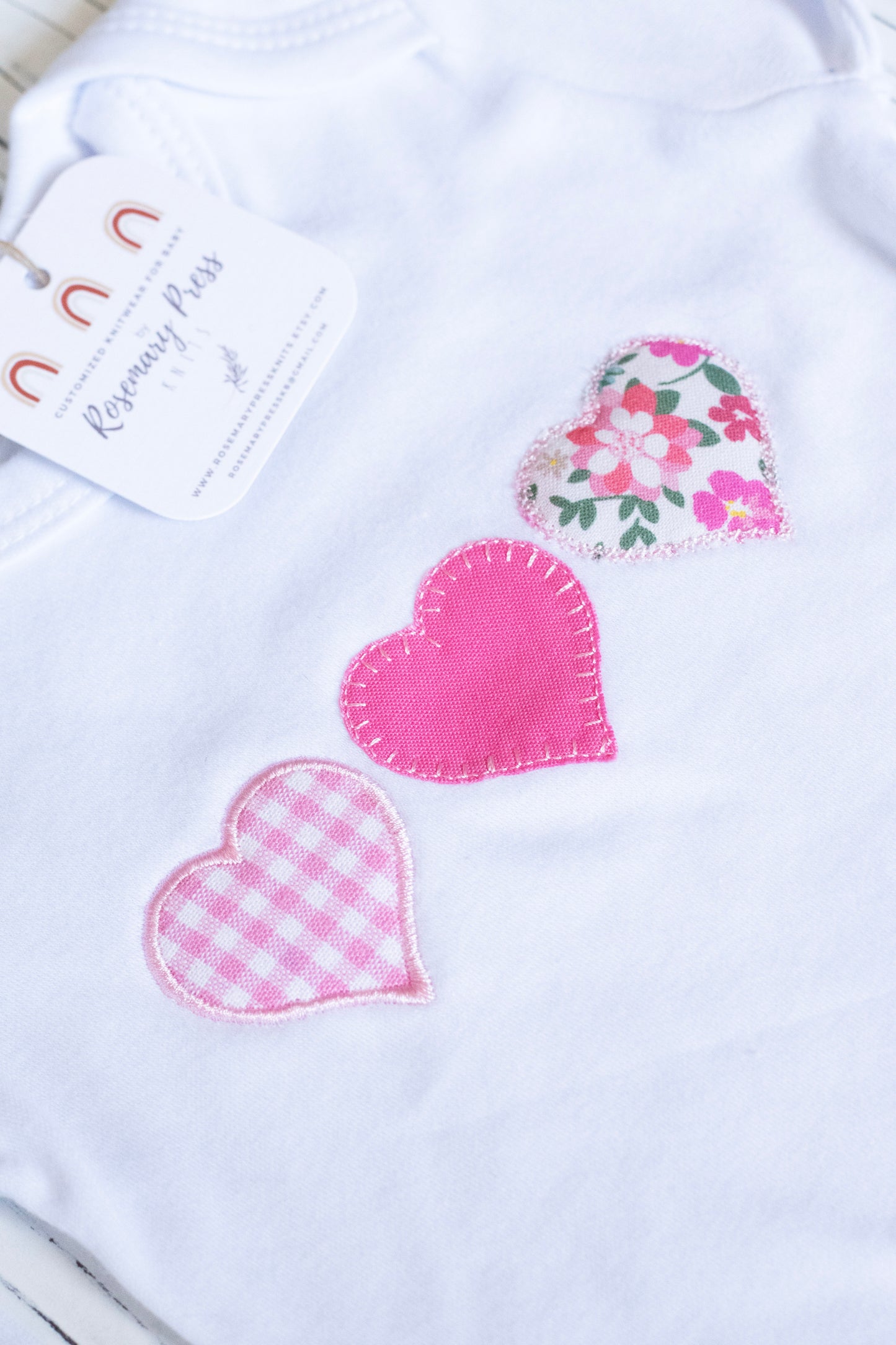 Valentines Baby Outfit Baby Girl One-Piece Bodysuit & Knit Hat Size 0-3 Months
