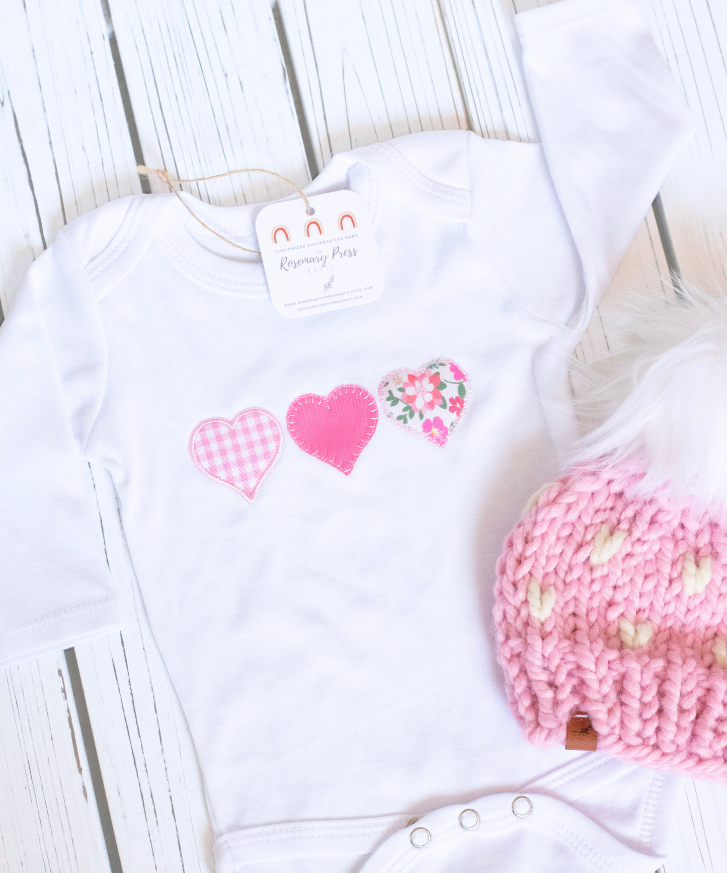 Valentines Baby Outfit Baby Girl One-Piece Bodysuit & Knit Hat Size 0-3 Months