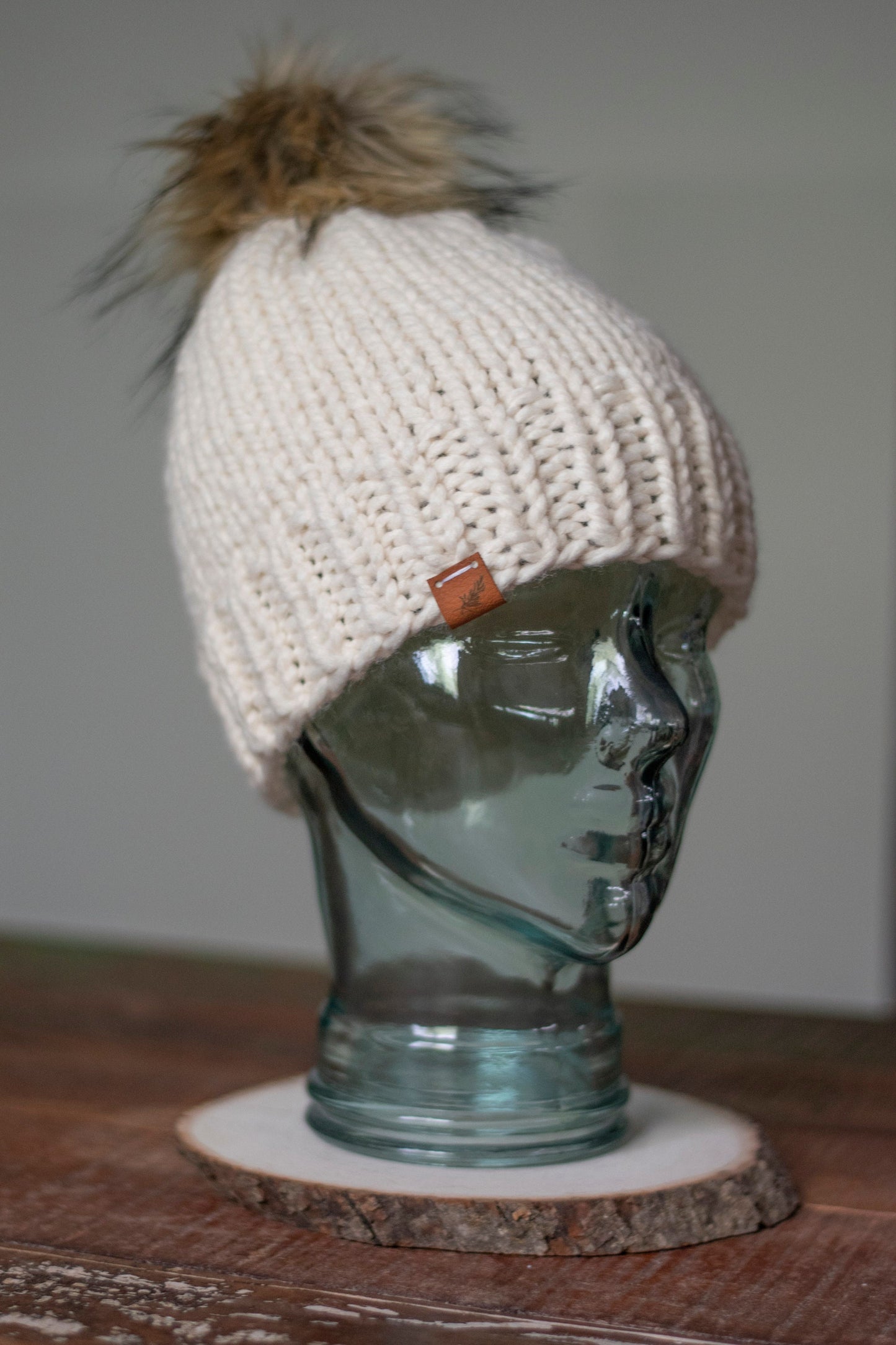 Women's Chunky Knit Hat with Pom Pom | Women's Classic Beanie